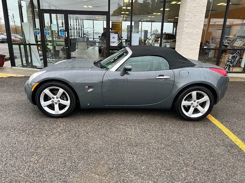 Used 2008 Pontiac Solstice  with VIN 1G2MB35B68Y105277 for sale in Seneca, PA